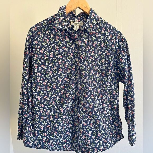 Eddie Bauer Navy Floral Button Down Shirt M Petite 100% Cotton Classic Fit - Picture 2 of 7